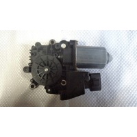 AUDI A4 B5 SILNIK PODNOSZENIA SZYBY PRAWY PRZÓD 8D0959802D