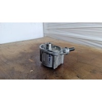 Насос вакуумный mercedes c w205 2016 A6512300465, 03977058