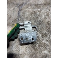 Петля двери задней правой Volkswagen Passat B5 2001