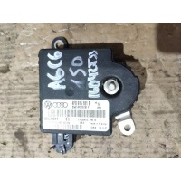 Блок управления аккумулятором (АКБ) Audi A6 C6 (S6,RS6) 2007 4F0915181B