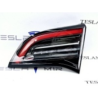 Фонарь крышки багажника правый Tesla Model Y 2021 1077402-00,1077404-00,1502089-00,1077402-96