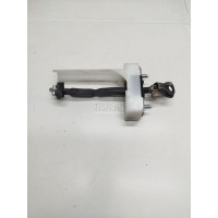 Ограничитель двери Toyota RX 350/450H (2009 - 2015) 6861048050