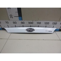 Накладка крышки багажника Ford Fiesta (2008 - 2019) 1873157