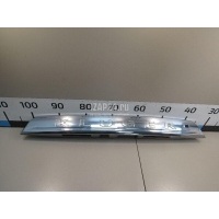 Накладка двери багажника Toyota Highlander II (2007 - 2013) 7681148260