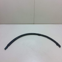 Накладка переднего крыла правого Renault Sandero (2009 - 2014) 8200886741