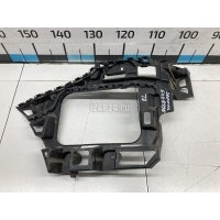 Направляющая заднего бампера левая VAG Touareg (2010 - 2018) 7P6807375C