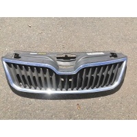 Решетка радиатора Skoda Rapid 2015 5JA853668
