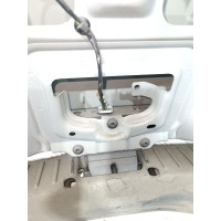 Замок багажника Ford C-Max 2005