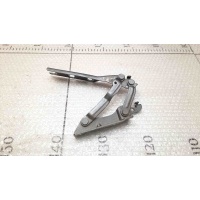 Петля капота левая Volkswagen VW Golf 5 2003-2009	VW 5K0823301B
