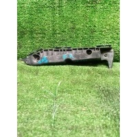 крепление бампера Toyota Wish ZNE10 5211568020