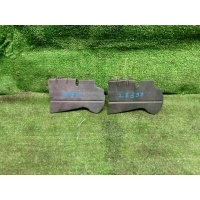 дефлектор радиатора Toyota Wish ZNE10 5328568020