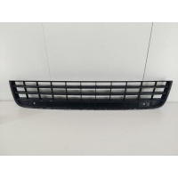 Решетка бампера Volkswagen Touareg 2 NF 7P6853677A
