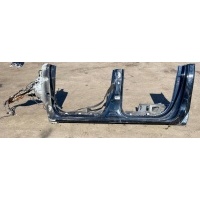 Порог левый Toyota Hilux (2015-2021) 2017 61402KK900