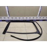 Направляющая стекла двери SKODA Yeti 2009> 5L0839432F