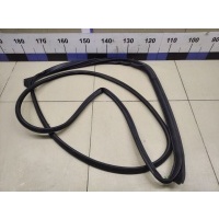 Уплотнитель двери TOYOTA Fortuner 2015> 678710K100