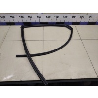 Уплотнитель стекла двери TOYOTA Fortuner 2015> 681520K090