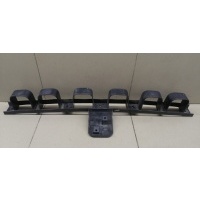 Направляющая заднего бампера FORD Kuga 2008-2012 1496840
