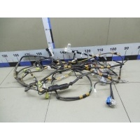 Проводка (коса) TOYOTA Auris (E15) 2006-2012 8216112C70