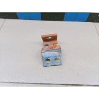 Петля двери передней VW Transporter T4 1996-2003 7D0831401