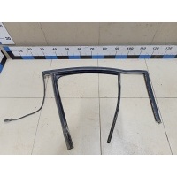 Уплотнитель стекла двери VW Tiguan 2007-2011 5N0839431F5AP