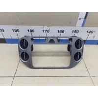 Рамка магнитолы VW Tiguan 2007-2011 5N0858069AXVZ