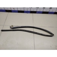 Уплотнитель двери RENAULT Duster 2012> 823880009R