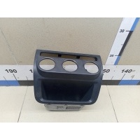 Накладка декоративная VW Tiguan 2007-2011 5M0820039C81U