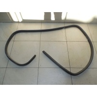 Уплотнитель (внутри) FORD Focus II 2005-2008 1534918