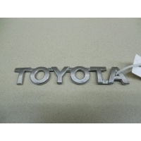 Эмблема TOYOTA Hi Lux 2015> 754690K060