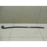 Уплотнитель двери RENAULT Duster 2012> 828374729R