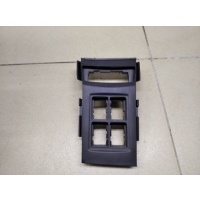 Накладка (кузов внутри) TOYOTA Fortuner 2015> 58832KK170