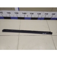Накладка стекла заднего правого TOYOTA Corolla E15 2006-2013 6817312310