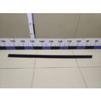 Уплотнитель стекла двери TOYOTA Corolla E15 2006-2013 6817112340