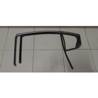 Уплотнитель стекла двери Chevrolet Cruze 2009-2016 95390024