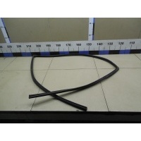 Уплотнитель стекла двери TOYOTA Auris (E15) 2006-2012 6815112230