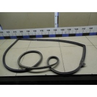 Уплотнитель двери TOYOTA Auris (E15) 2006-2012 6786112A10