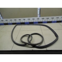 Уплотнитель двери TOYOTA Auris (E15) 2006-2012 6787212520