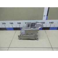 Кронштейн TOYOTA RAV 4 2013-2019 899642070