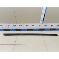Накладка стекла переднего правого NISSAN Qashqai (J10) 2006-2014 80834JD00A