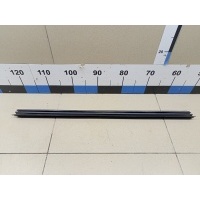 Накладка стекла заднего правого NISSAN Qashqai (J10) 2006-2014 82834JD00A
