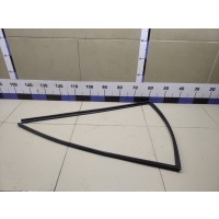 Уплотнитель стекла двери TOYOTA Land Cruiser (100) 1998-2007 6815260032
