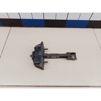 Ограничитель двери TOYOTA Avensis II 2003-2008 6861005040