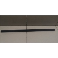 Накладка стекла заднего правого FORD C-MAX 2003-2011 1699595