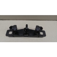 Ответная часть замка багажника FORD Kuga 2008-2012 1738376