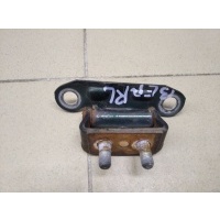 Петля крышки багажника левая TOYOTA Land Cruiser (100) 1998-2007 6882095J02