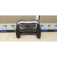 Накладка (кузов внутри) NISSAN Note (E11) 2006-2013 682409U100