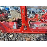 Порог со стойкой правый 2013-2016 5401112XS56XA