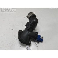 Фланец (тройник) системы охлаждения Volkswagen Passat B5 1998 050121133D