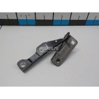 Петля капота правая VAG Amarok 2010 2H0823302A