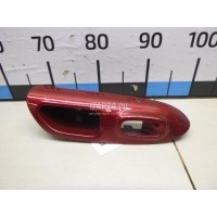 Накладка блока управления стеклоподъемниками Nissan Juke (F15) (2011 - 2019) 829601KA2A